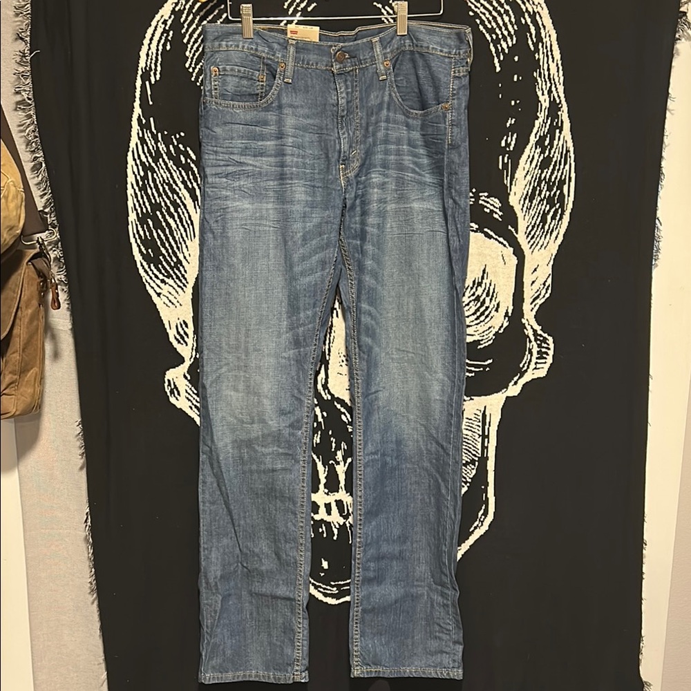 Levi's Relaxed Fit Light Blue Jeans